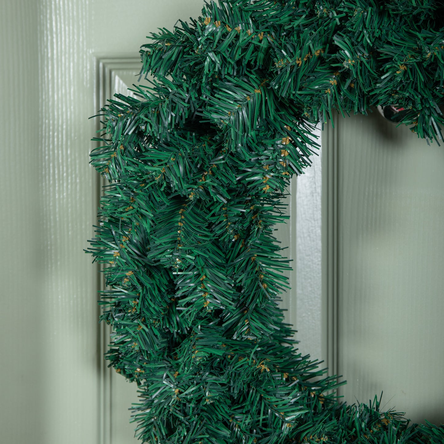 60cm Samuel Alexander Plain Green Artificial Hanging Christmas Wreath with 160 Tips