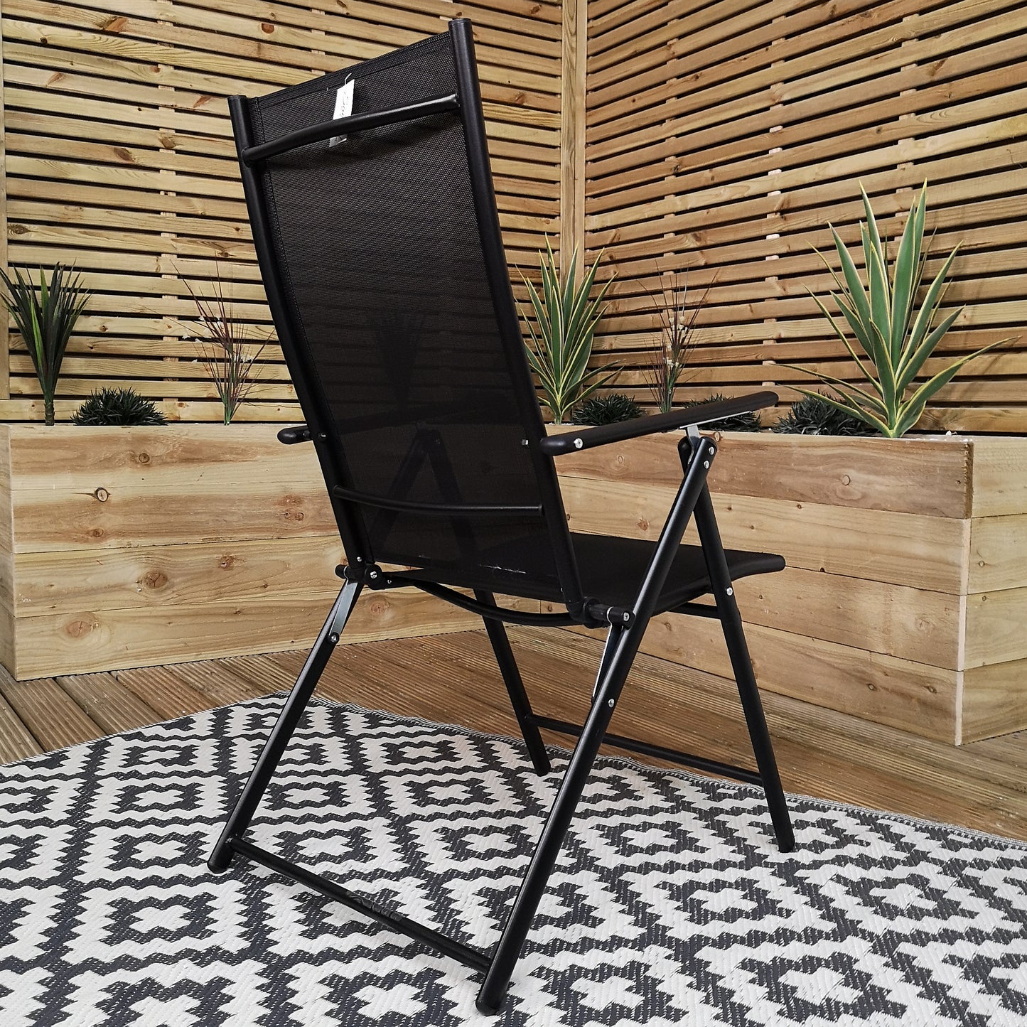 Outdoor 4 Person Round Glass Top Garden Dining Table Chairs Set