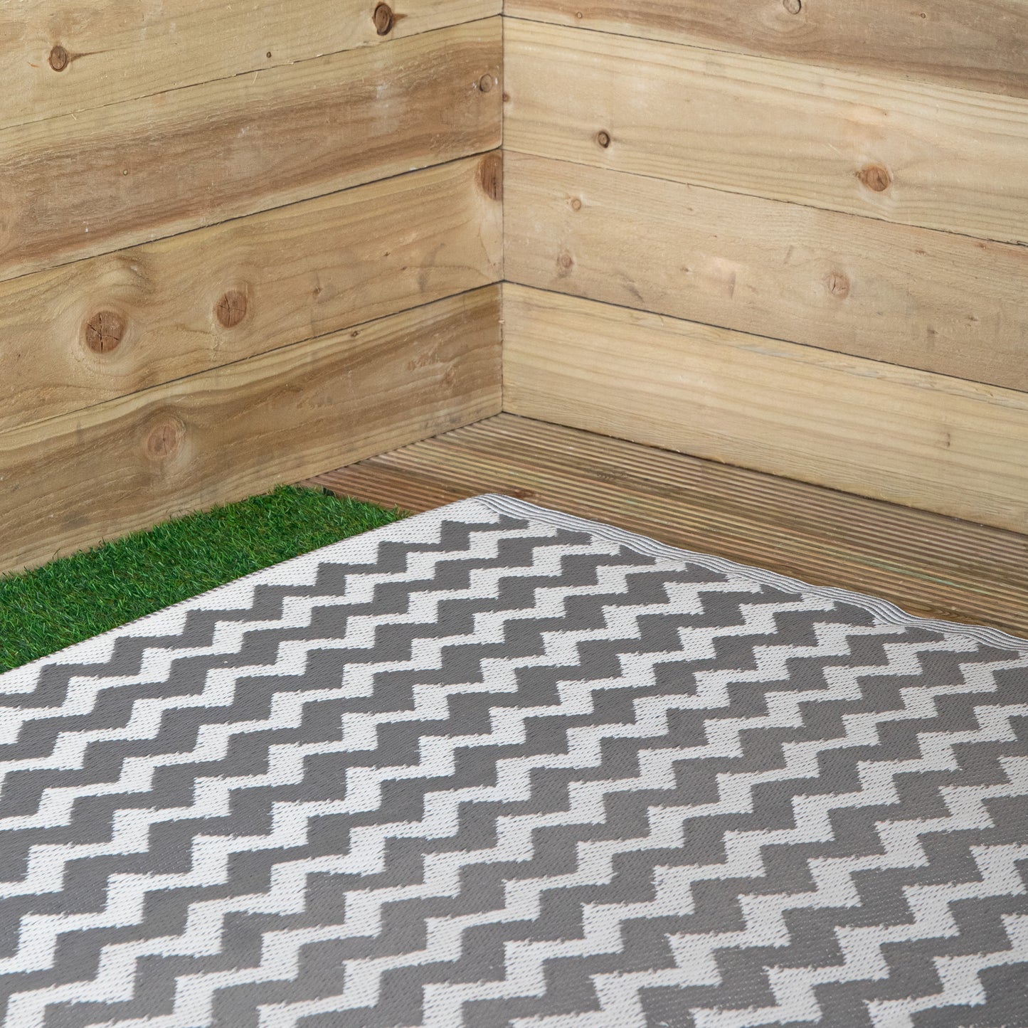 1.5m x 2.1m Atlantis Large Outdoor Alfresco Patio Rug Mat in Slate