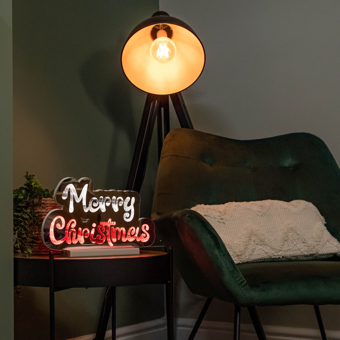 32cm Infinity Merry Christmas on Wooden Base with Red and White LEDs