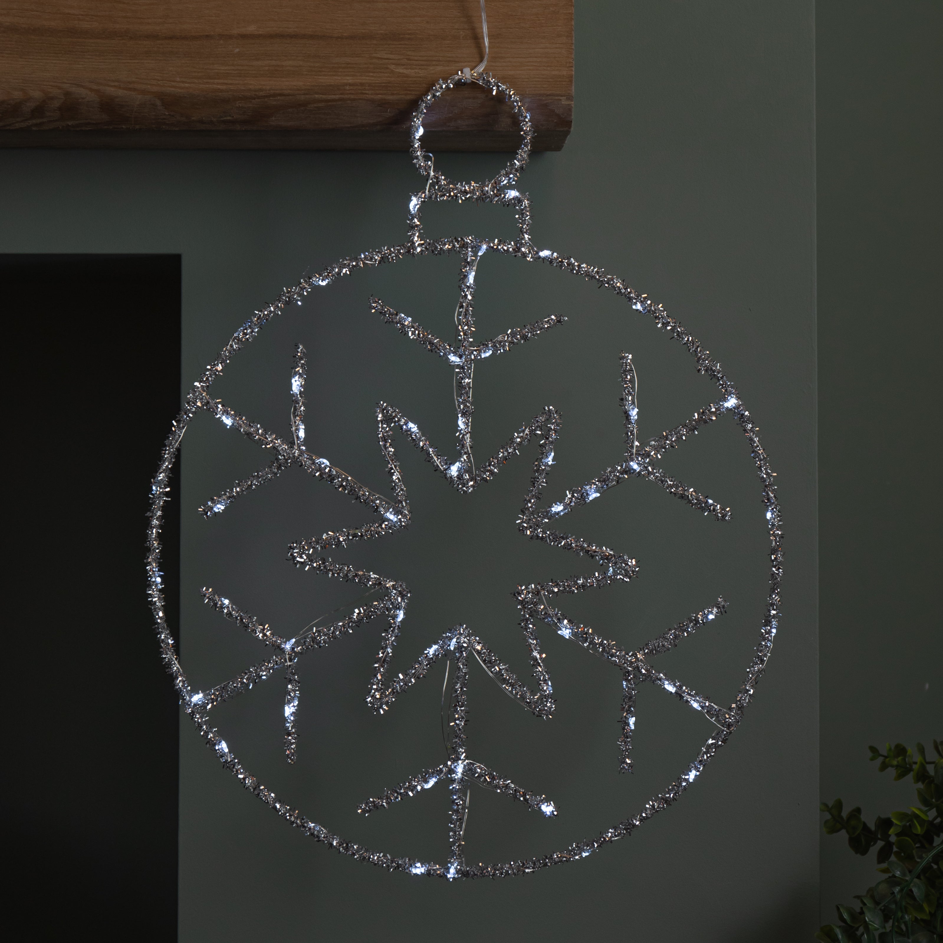 49cm Battery Powered Light up Silver Christmas Snowflake Ball with Twinkling LEDs