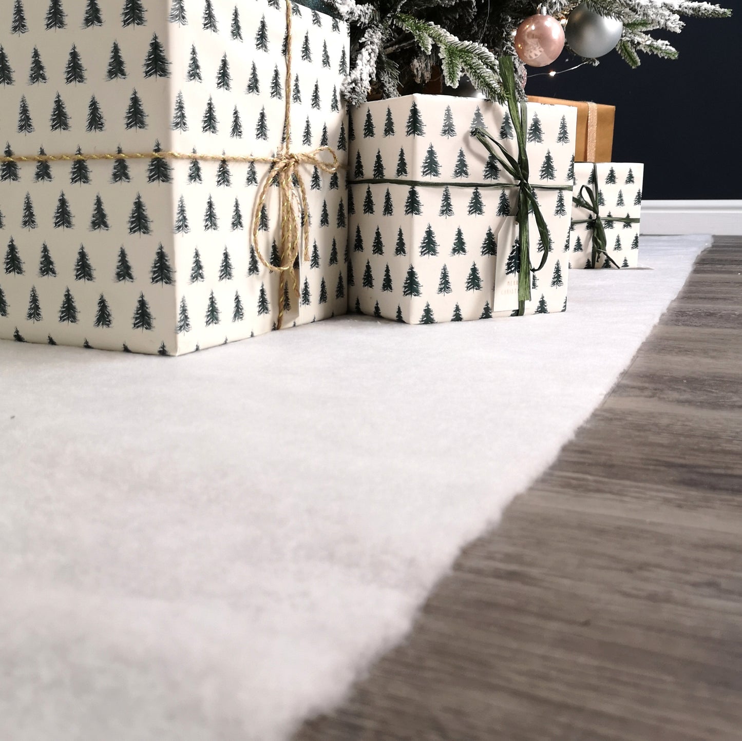 13.5m (44ft) x 90cm Soft White Artificial Fake Snow Blanket Christmas Decoration