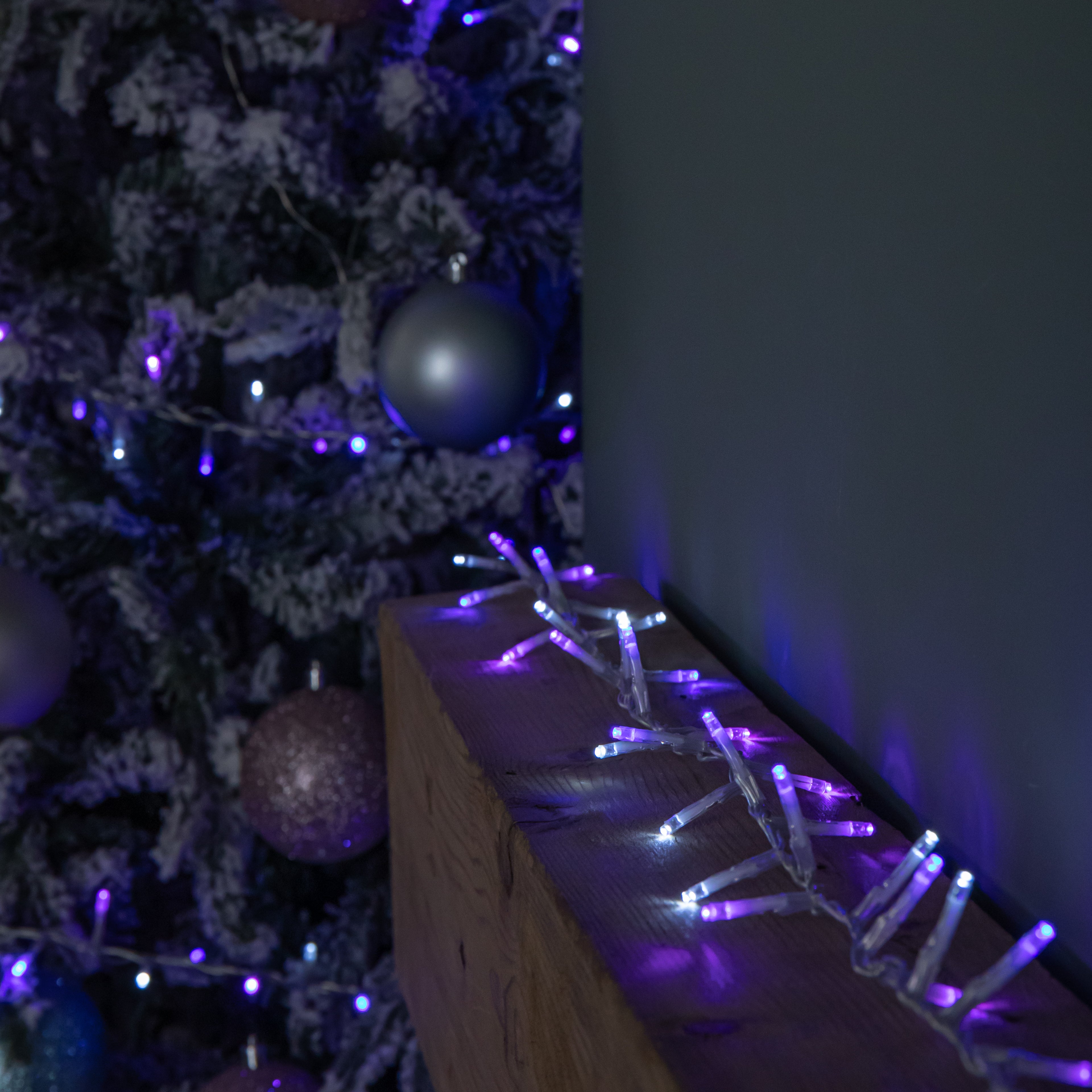 25m 1000 LED TreeBrights Christmas String Lights on Clear Cable with Timer in Blue, Purple & White