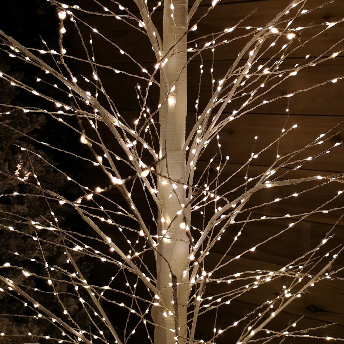 Factory Seconds: 7ft (2.1m) White Modelling Micro Dot Tree with 1,700 Twinkling LEDs in Warm white 