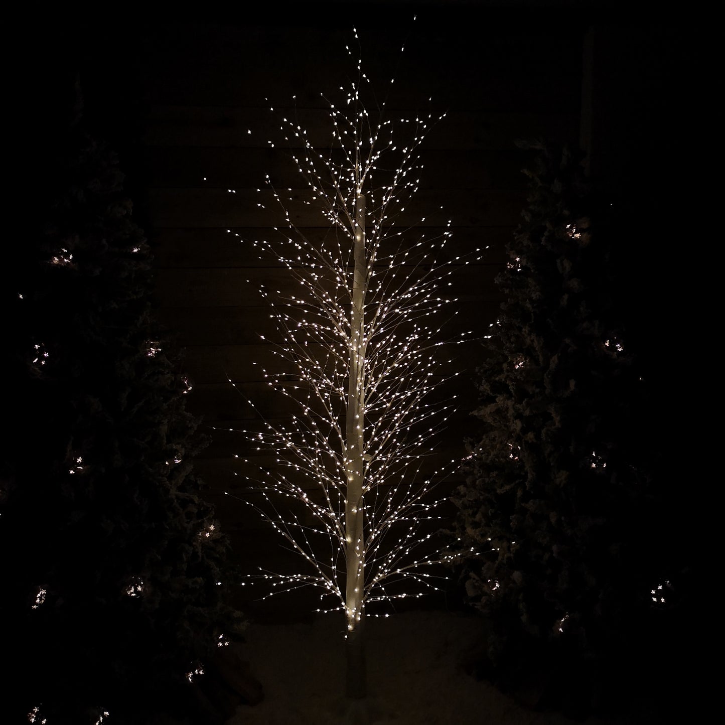 Factory Seconds: 7ft (2.1m) White Modelling Micro Dot Tree with 1,700 Twinkling LEDs in Warm white 