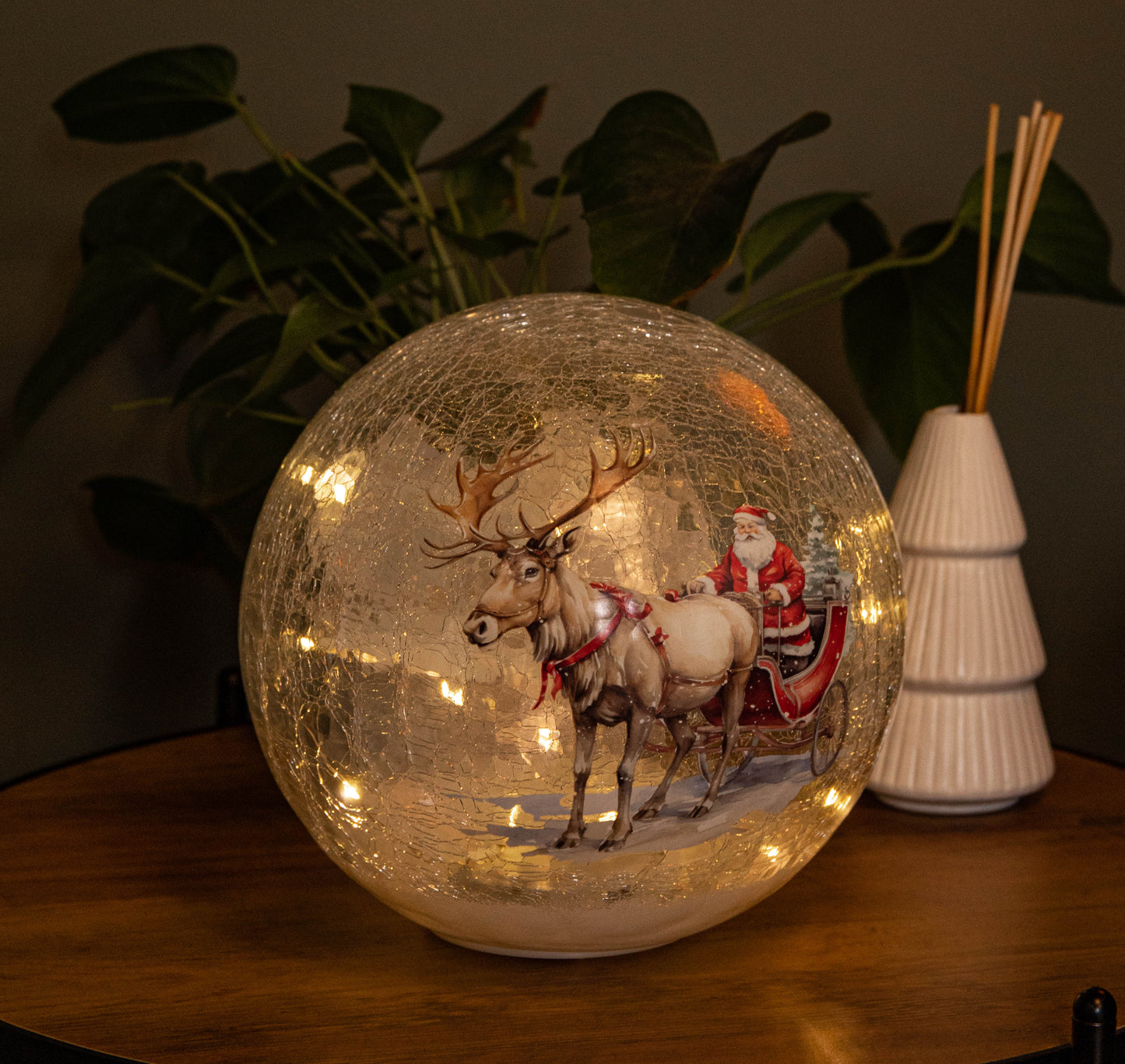 20cm Battery Operated Light up Santa Sleigh Crackle Glass Ball with 15 Warm White LEDs