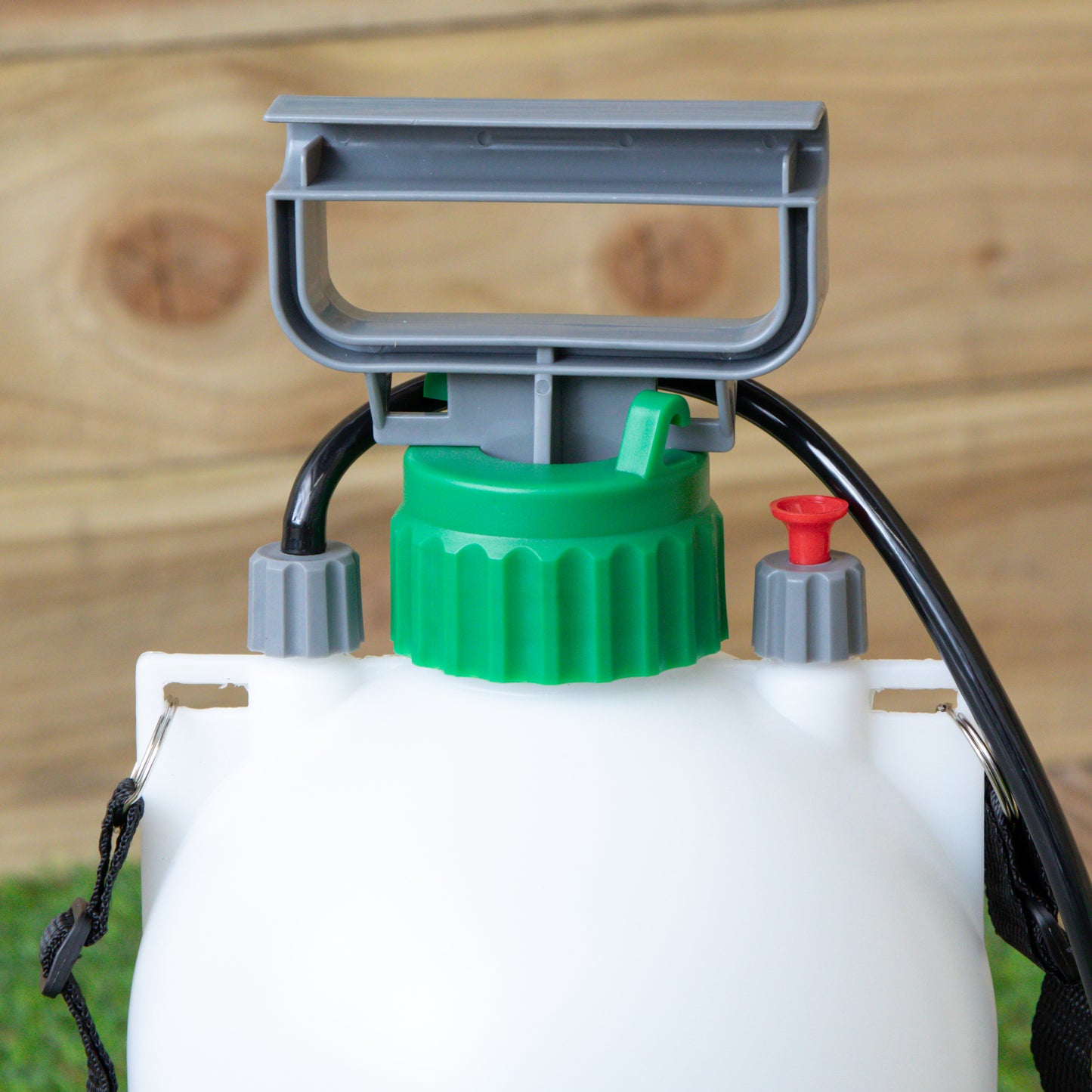 5 Litre Garden Pressure Sprayer with Shoulder Strap for Weeds or Fertiliser