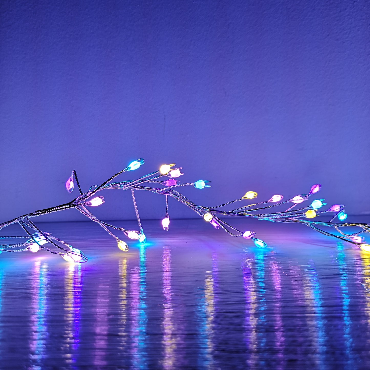 800 LED 5.5m Premier Christmas Indoor Outdoor Wire Cluster Lights with Timer in Rainbow