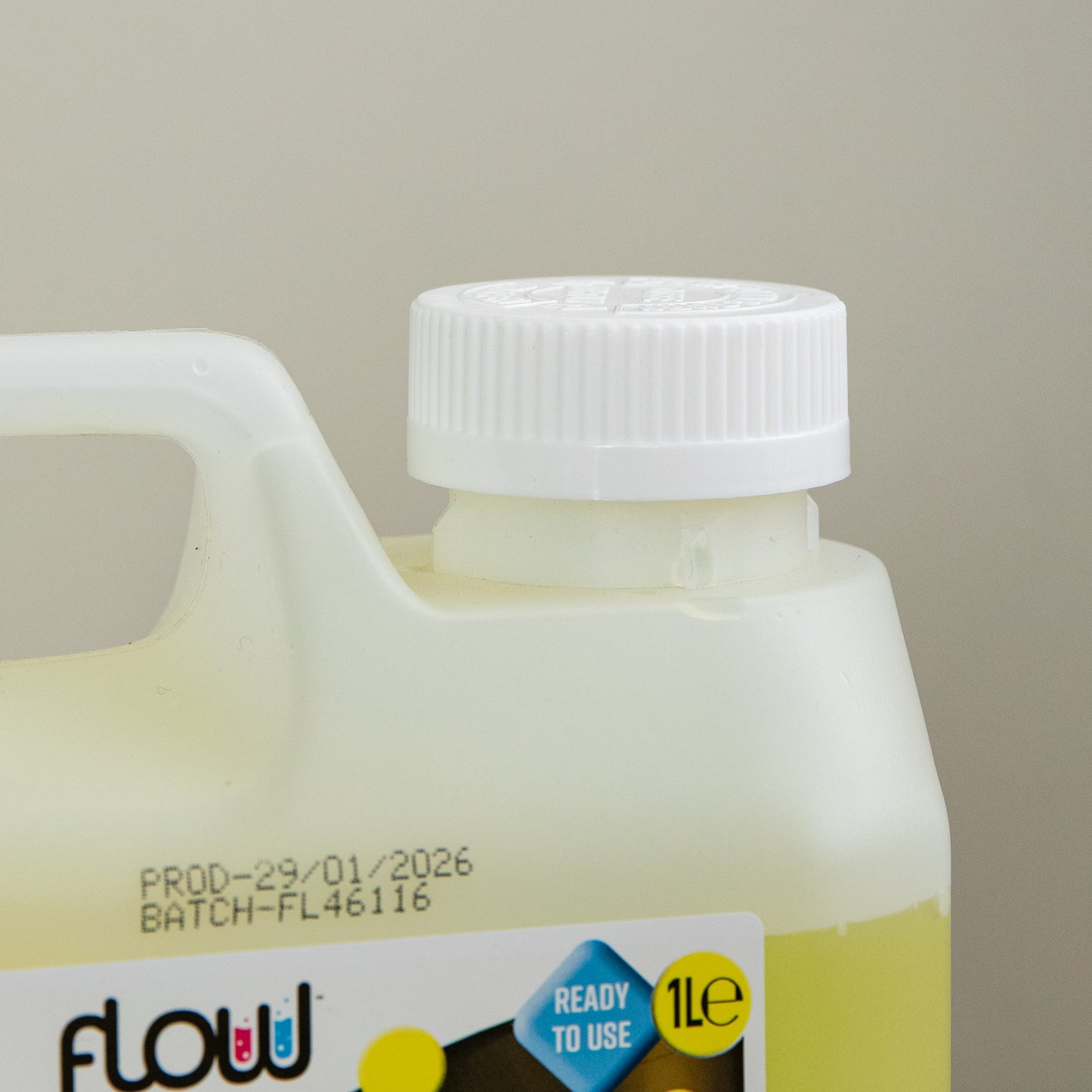 1 Litres Car Engine Coolant and AntiFreeze Fluid for All Vehicles
