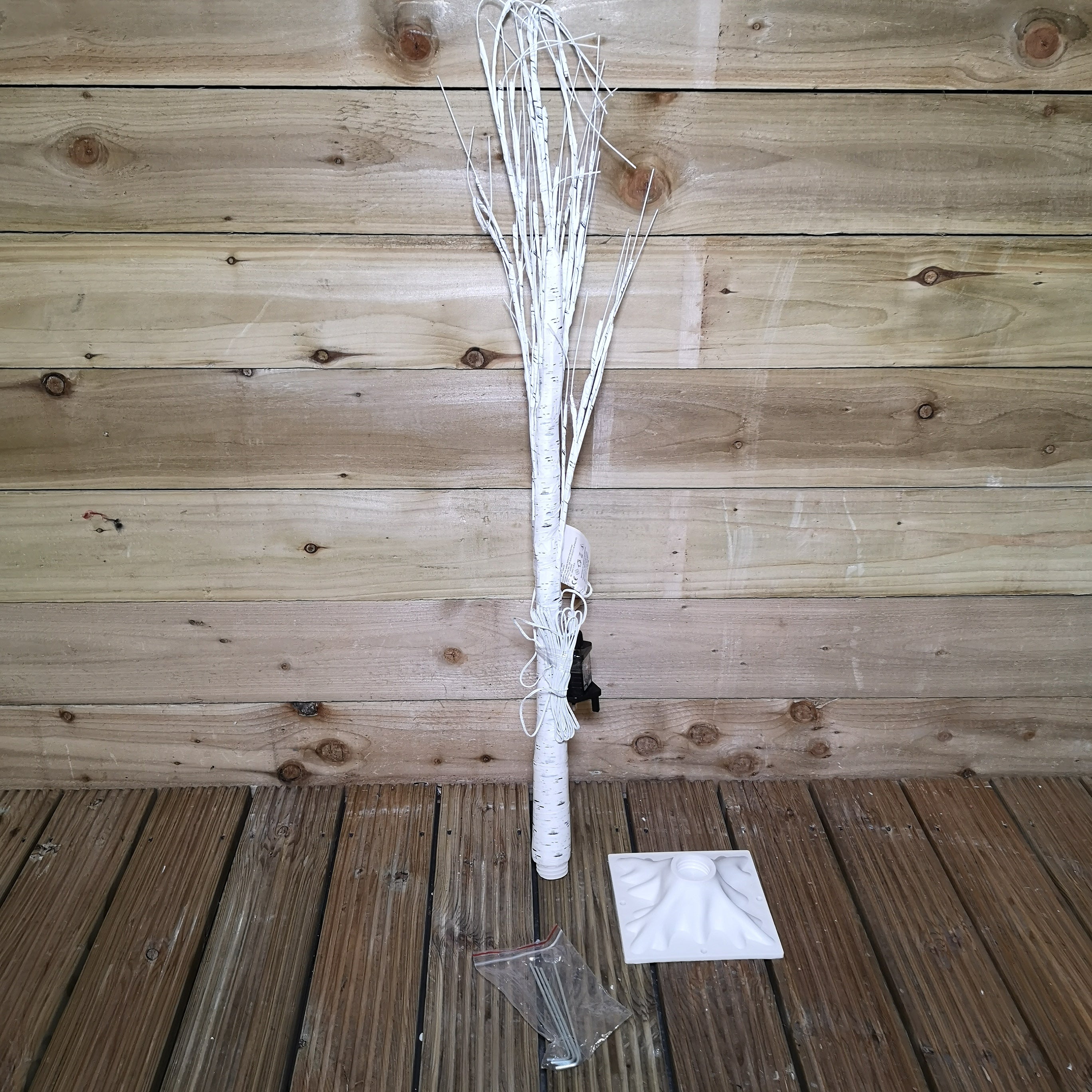 1.2m (4ft) Indoor Outdoor Christmas Lit Birch Tree with 48 Ice White LEDs