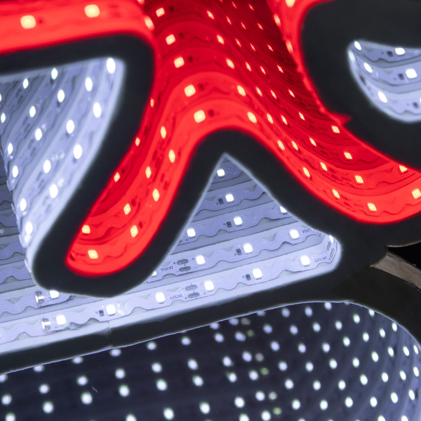 56cm LED Infinity Light Snowman Waving