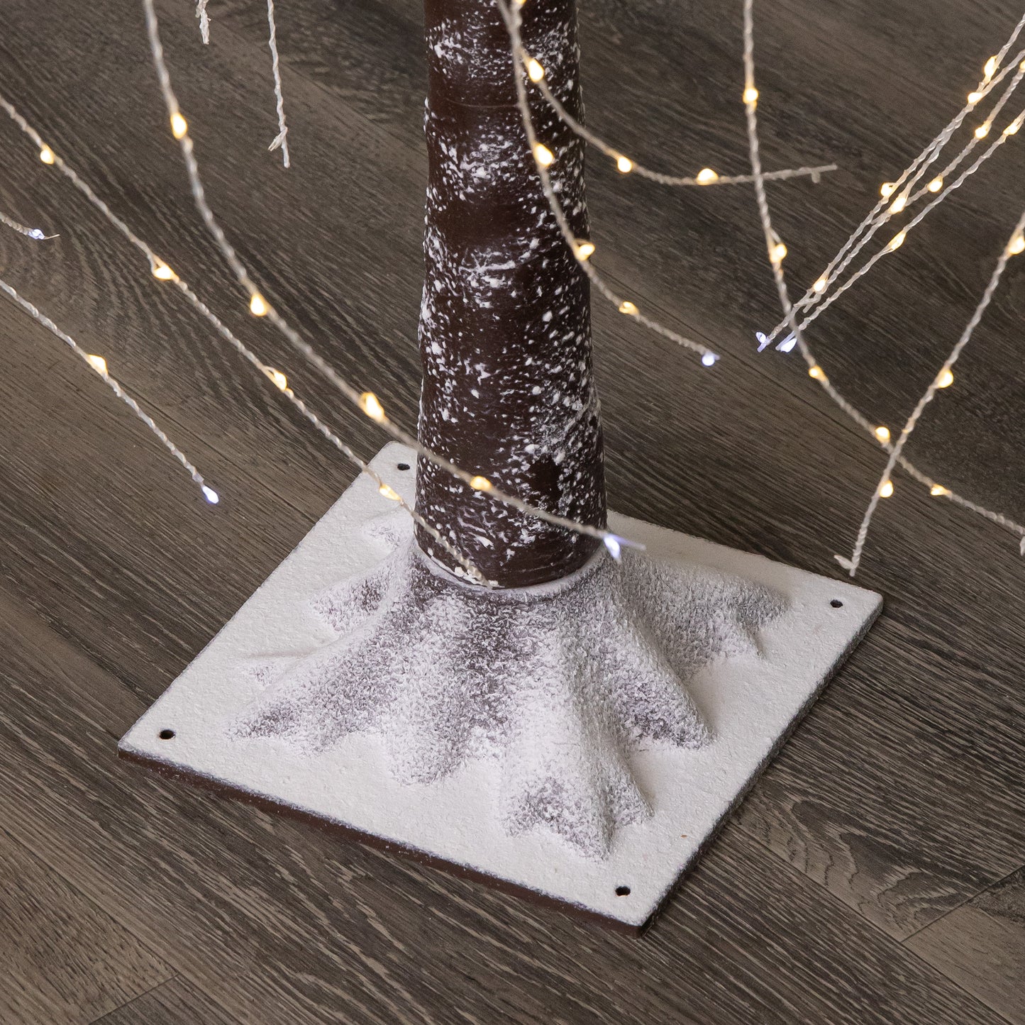 5ft (1.5m) Brown Flocked Christmas Willow Tree with Static & Flashing White Mix LEDs