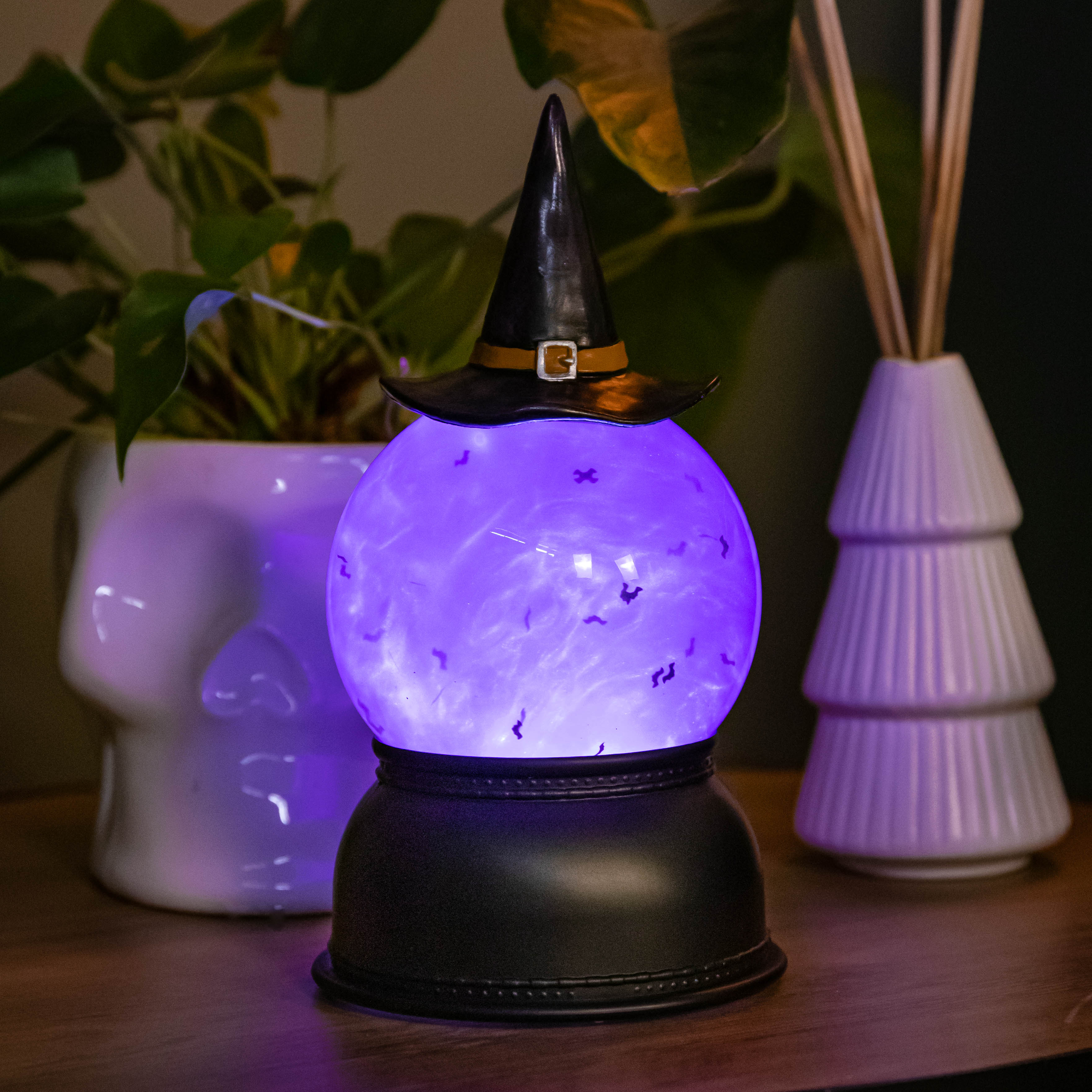 20cm Battery Operated Light up Purple Witch's Hat Water Globe Decoration