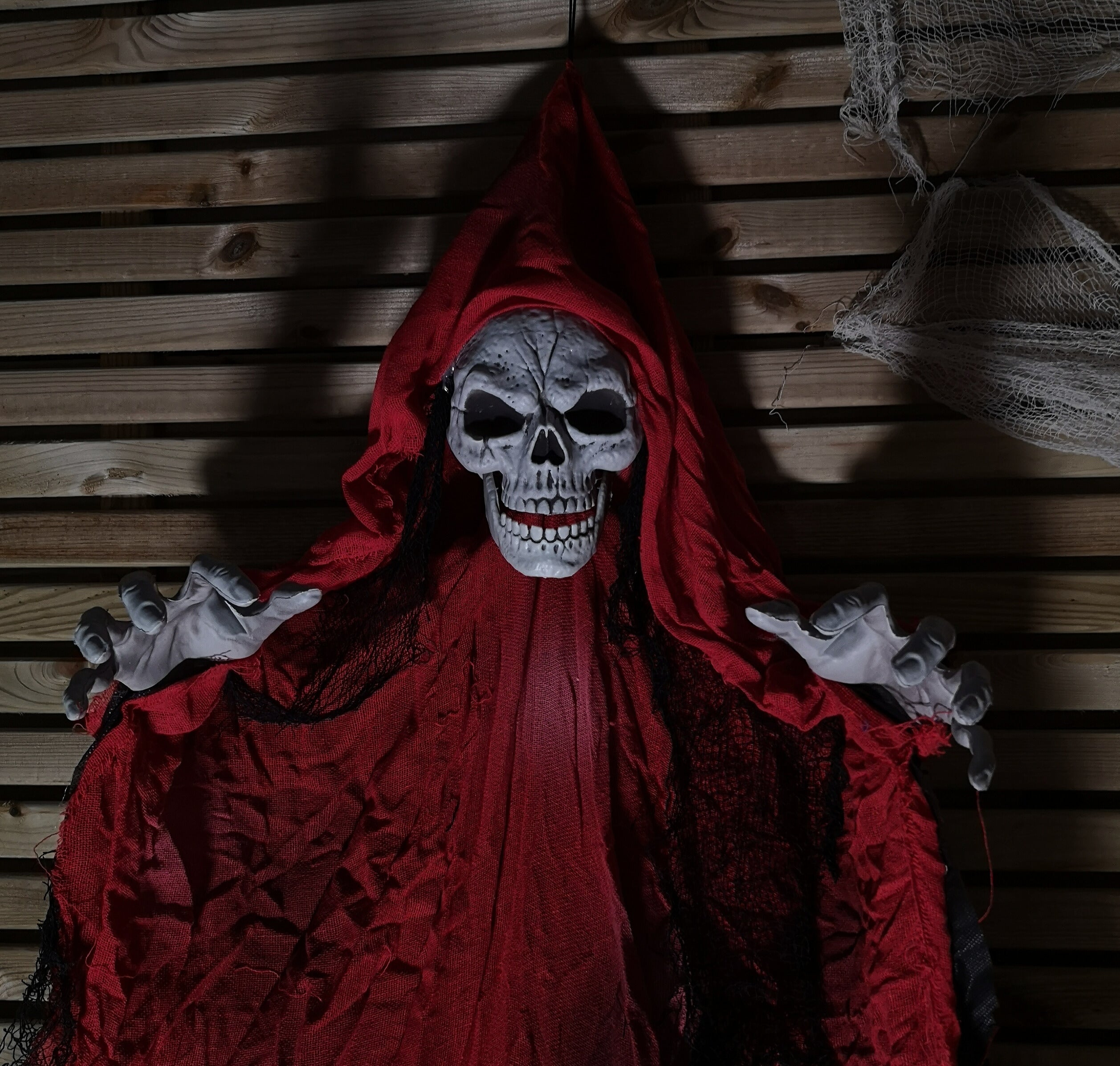 2.1m (6.9ft)  Red Hanging Halloween Skeleton Ghost Decoration