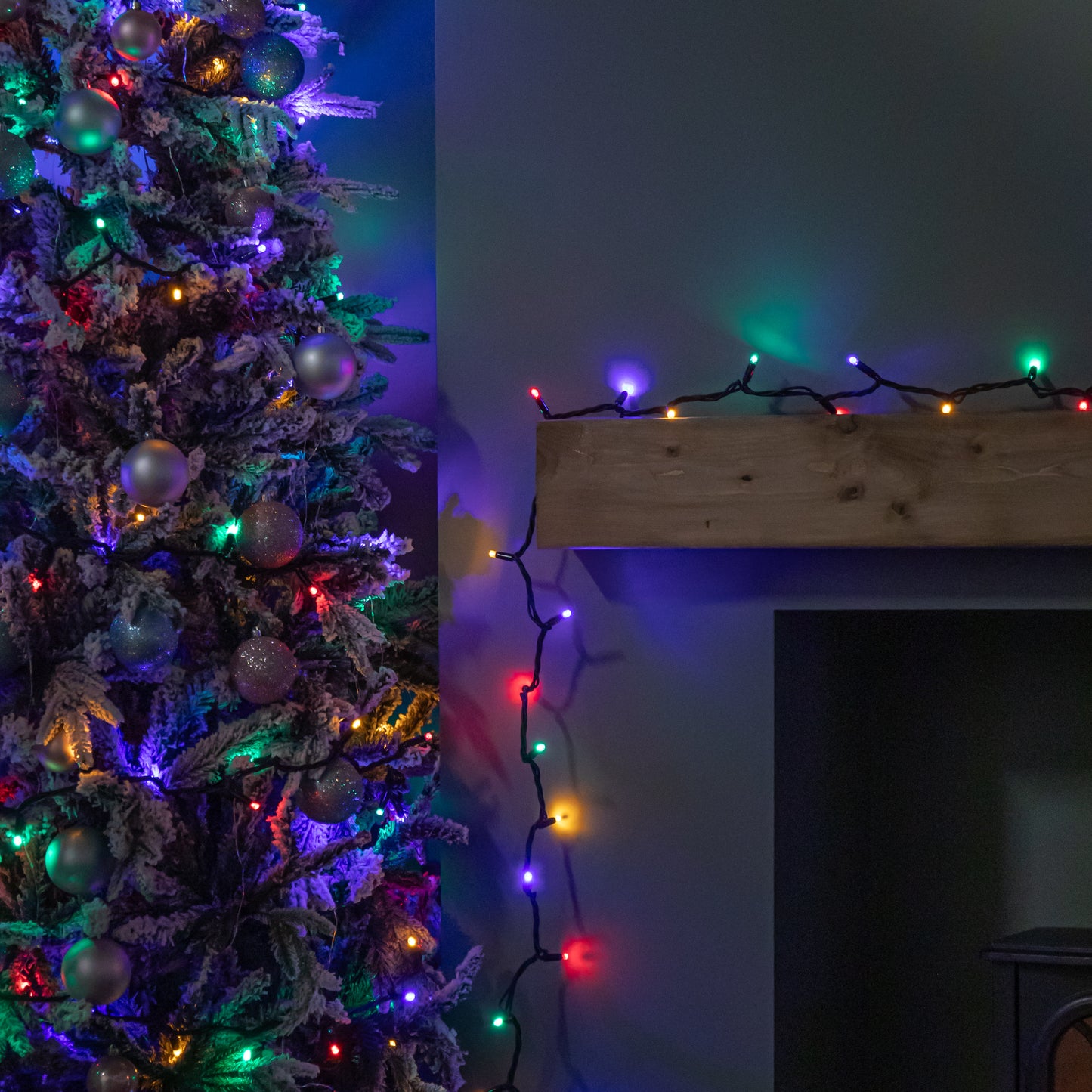 24m Set of 300 Connectable String Lights with Multi-Coloured LEDs