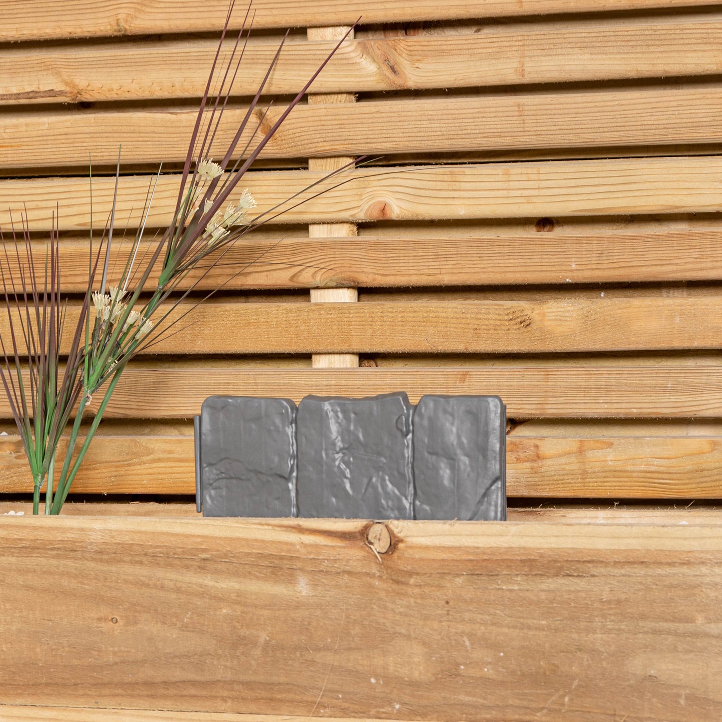 23cm Set of 20 Grey Cobble Stone Effect Garden Edging Border