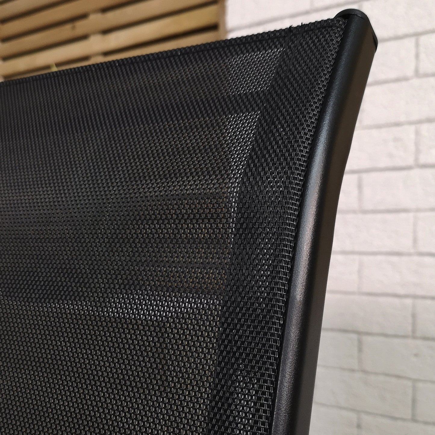 Factory Seconds: Set of 6 Outdoor Garden Patio Textilene Furniture Chairs in Black