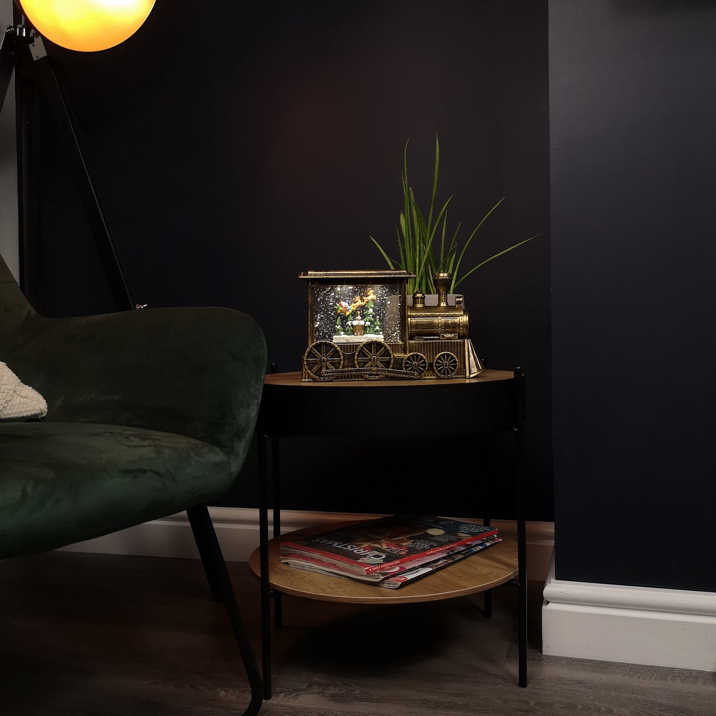 29cm Dual Powered Light up Gold Christmas Train Water Spinner with Santa Scene