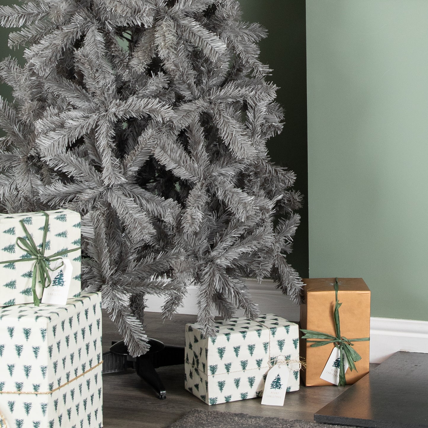 6ft (180cm) Colorado Grey Spruce Christmas Tree with Wrapped Branches & 483 Tips