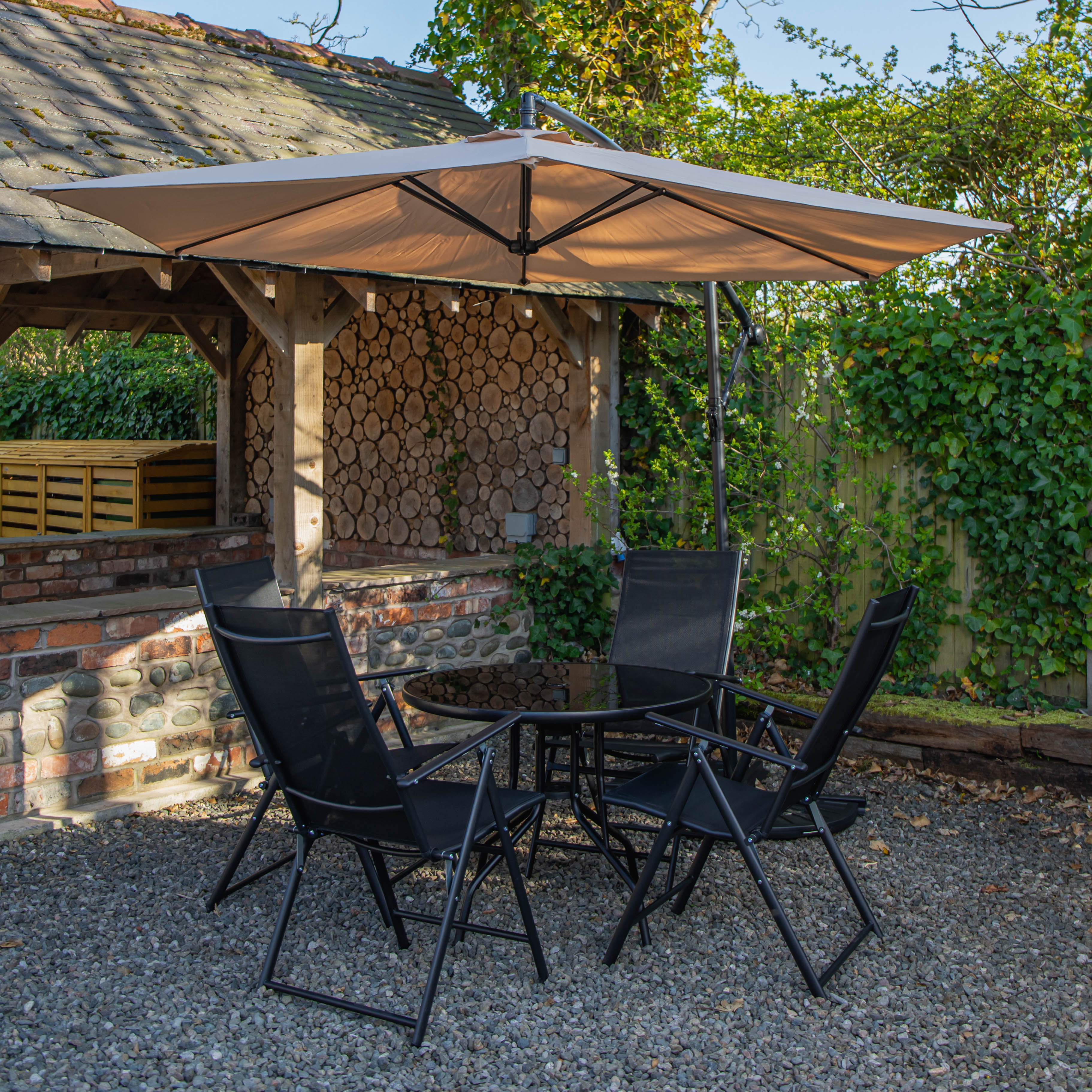 Outdoor 4 Person Round Glass Top Garden Dining Table Chairs With Beige Banana Parasol and Base