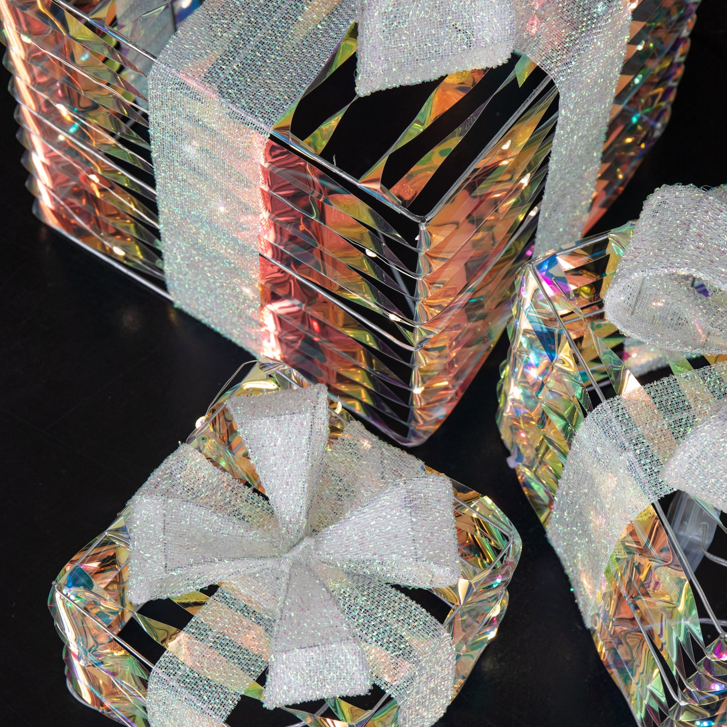 30cm Set of 3 Battery Operated Light up Star Shimmer Christmas Parcels with 90 Warm White LEDs