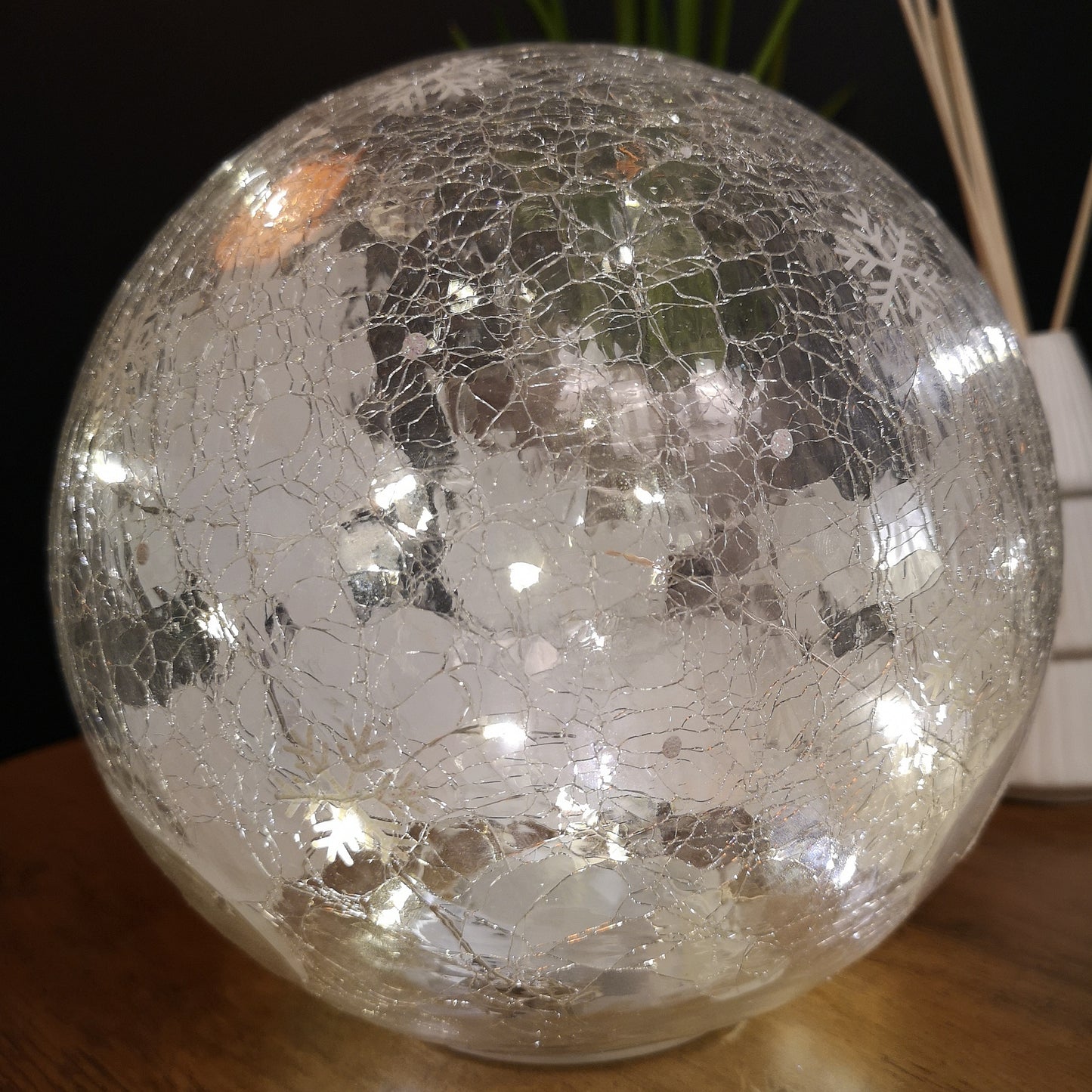 20cm Battery Operated Warm White LED Crackle Effect Ball Christmas Decoration with Santa