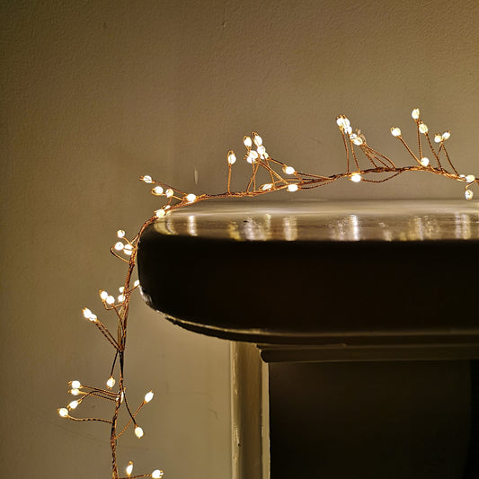 Factory Seconds: 800 LED 5.5m Christmas Indoor Outdoor Multifunction Wire Cluster Lights with Timer in Warm White