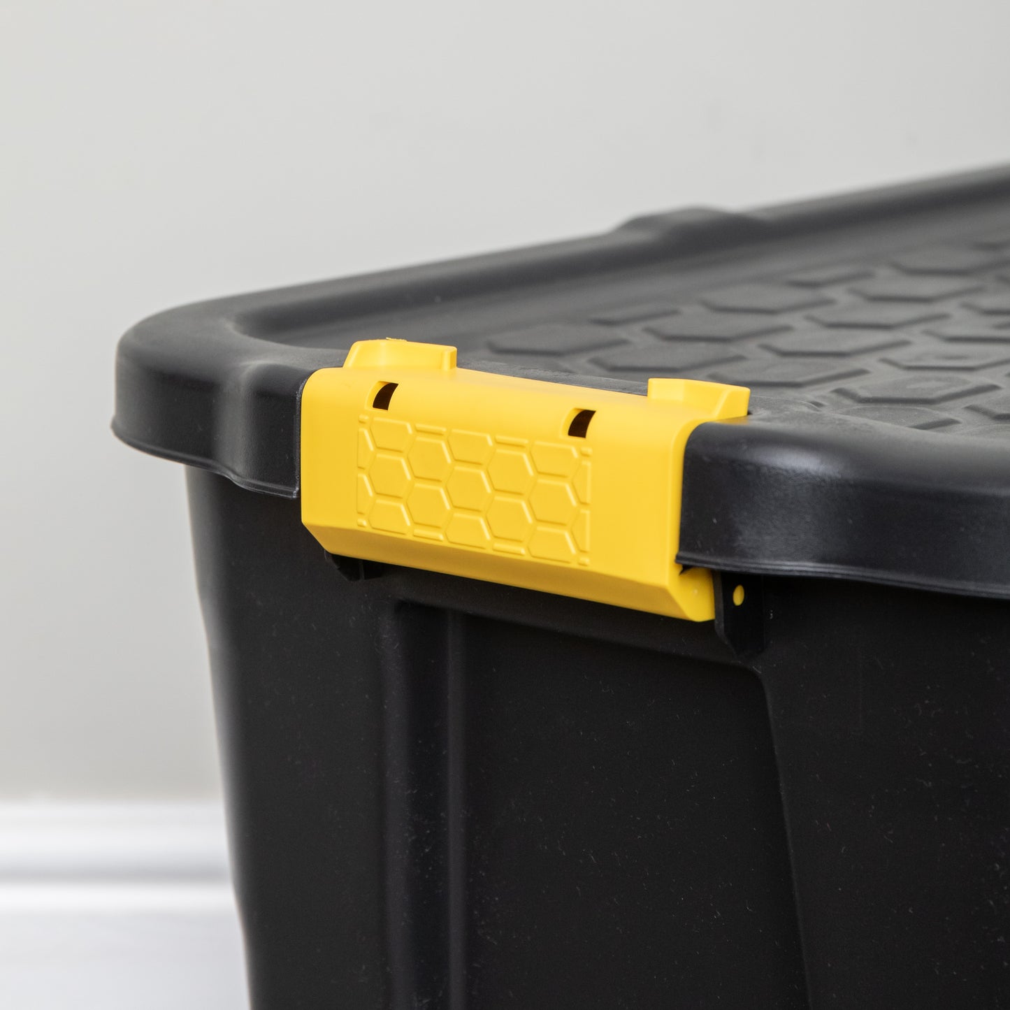 6 x 60L Heavy Duty Storage Tubs Sturdy, Lockable, Stackable and Nestable Design Storage Chests with Clips in Black