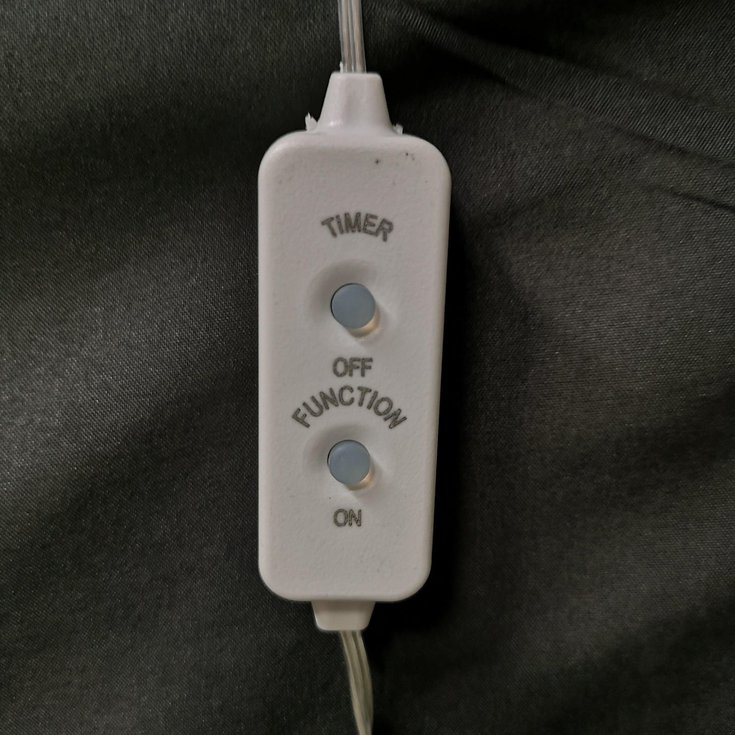 300 LED 7.5m Premier Christmas Outdoor 8 Function Icicle Lights in Cool White