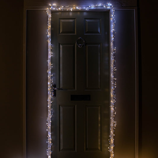 5.5m 800 LED UltraBrights Christmas Door Cluster LIghts with Timer in White & Warm White on Silver Wire