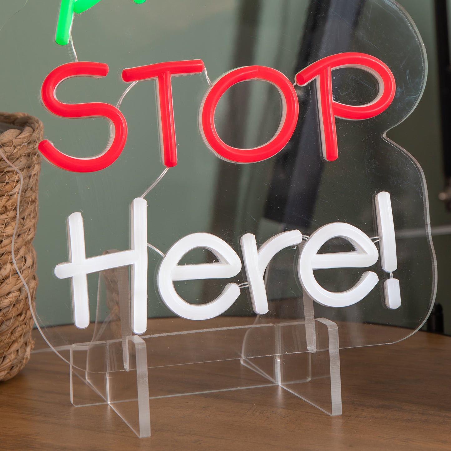 35cm Light up Santa Please Stop Here Neon Christmas Sign 