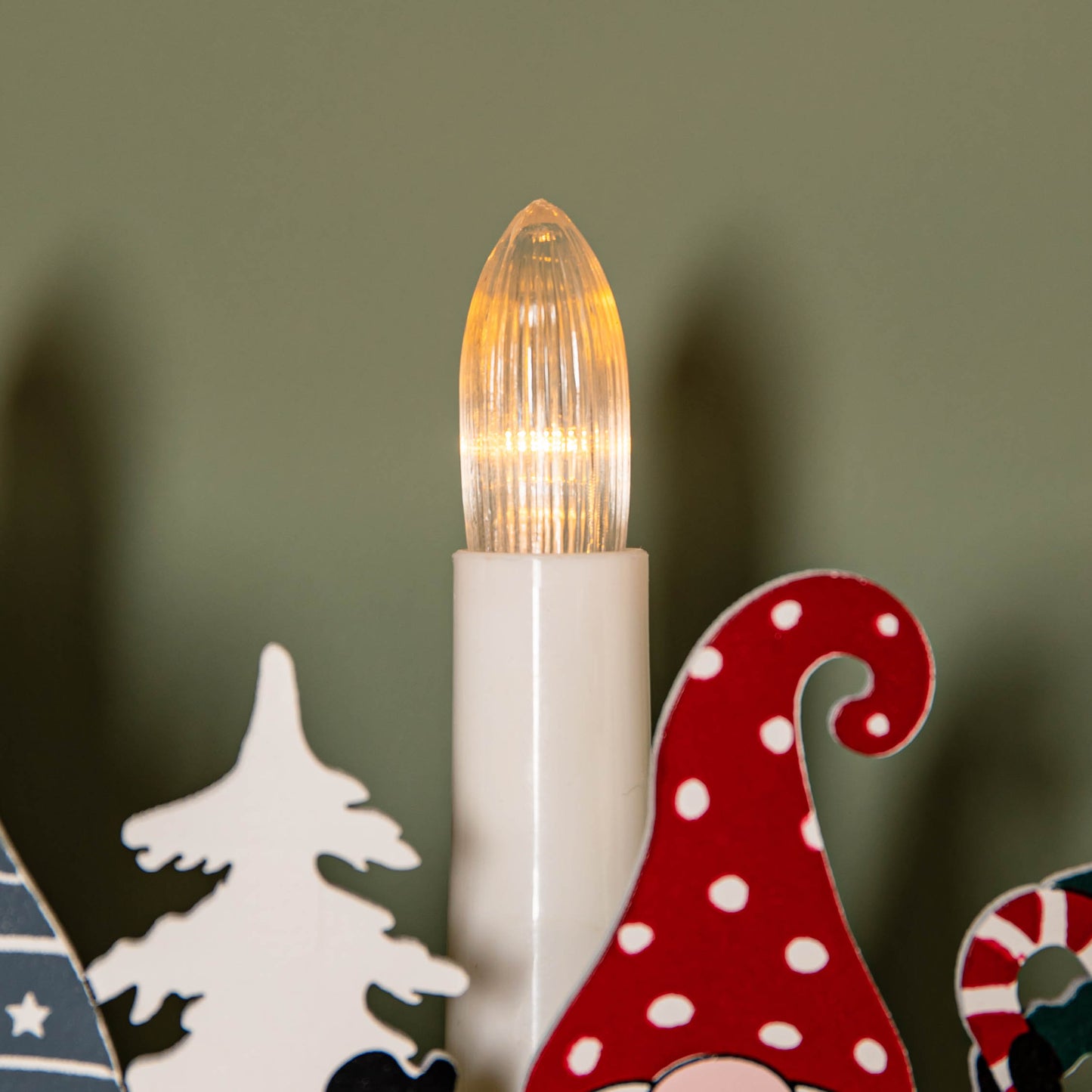 28cm Battery Operated Light up White Wooden Christmas Candle Bridge with Gonk Scene and 5 LEDs