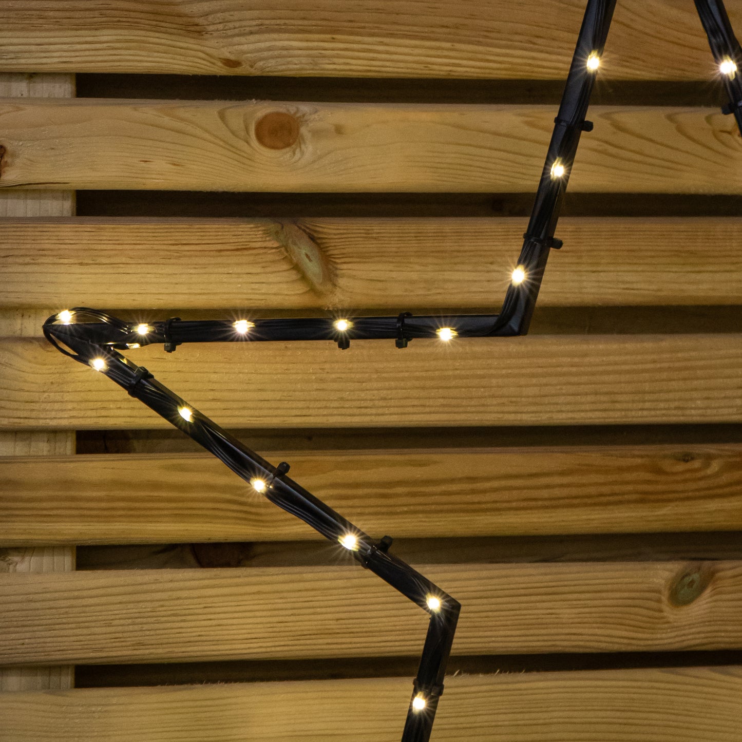 60cm Light up Dewdrop Metal Christmas Star with Garden Stake & Warm White LEDs