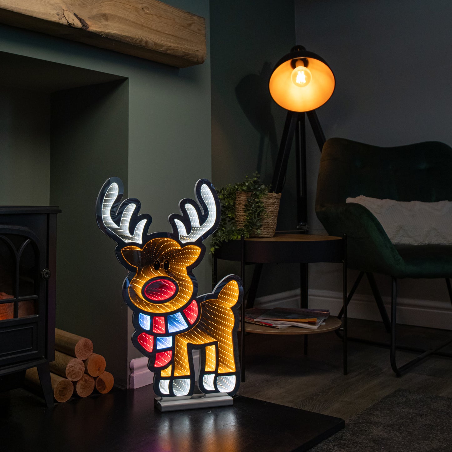 60cm Light up Christmas Reindeer Infinity Decoration with LEDs