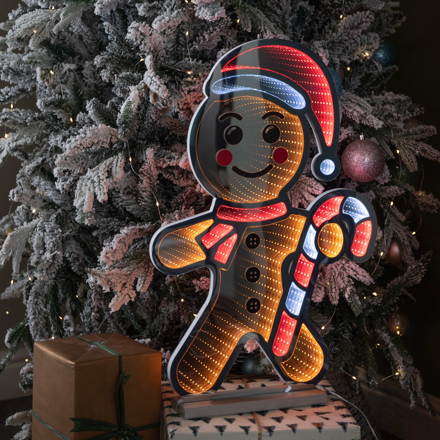 60cm Light up Gingerbread Man Infinity Christmas Decoration with LEDs