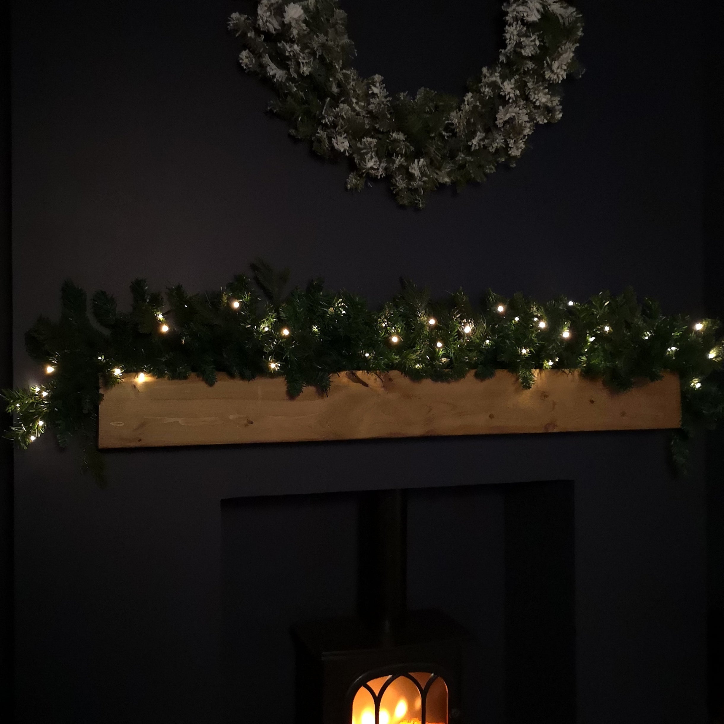 1.8m Plain Pre-Lit Christmas Garland with 50 Warm White LED Lights an 164 Tips, Xmas garlands Decoration with lights for Stairs Fireplace