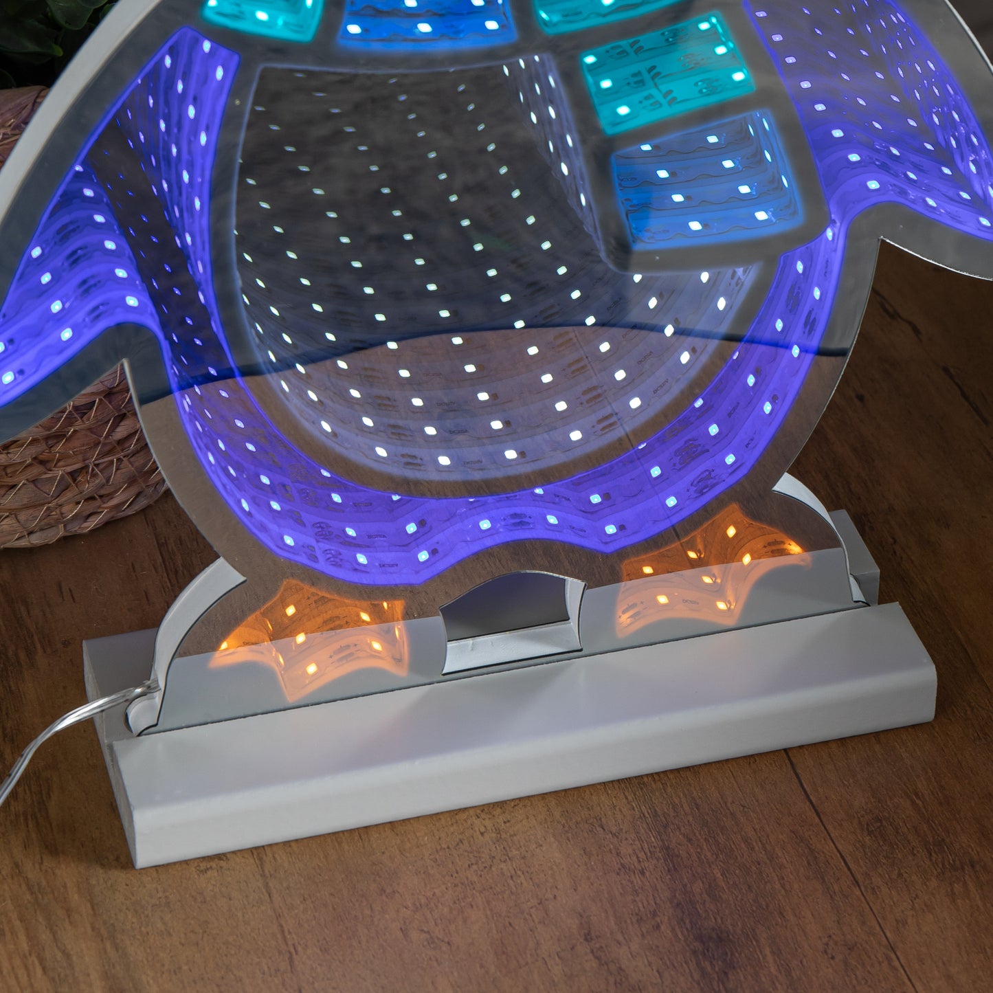 40cm Light up Penguin Infinity Christmas Decoration with Blue and White LEDs