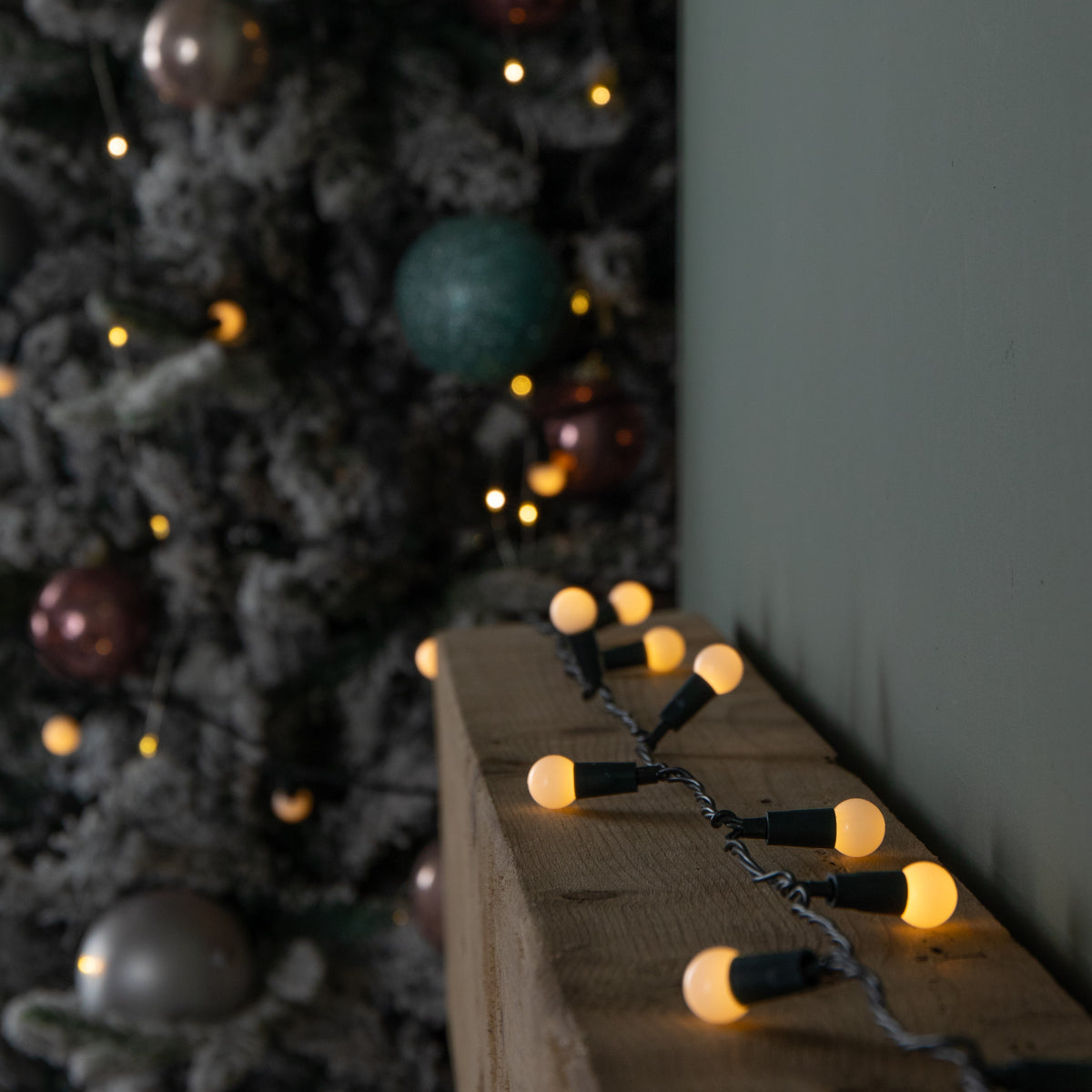 50 LED Pearl Berry Multi-Action Christmas String Lights in Warm White