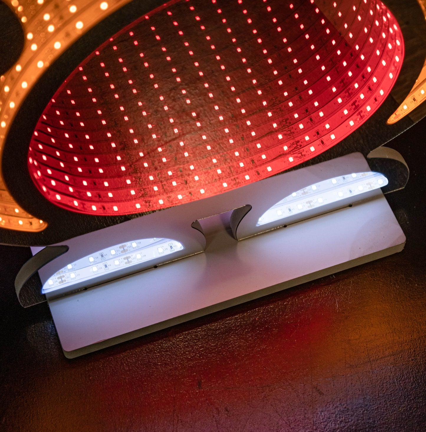 60cm Light up Robin in Santa Hat Christmas Infinity Decoration with LEDs