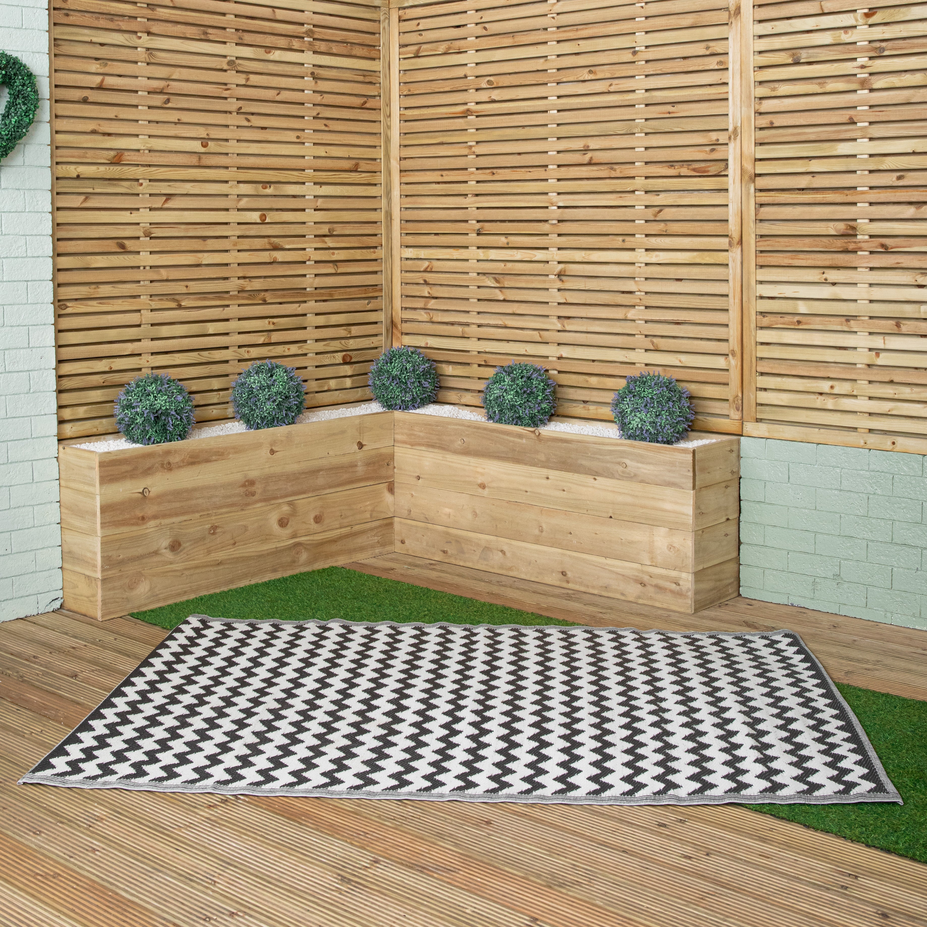 1.5m x 2.1m Atlantis Large Outdoor Alfresco Patio Rug Mat in Onyx