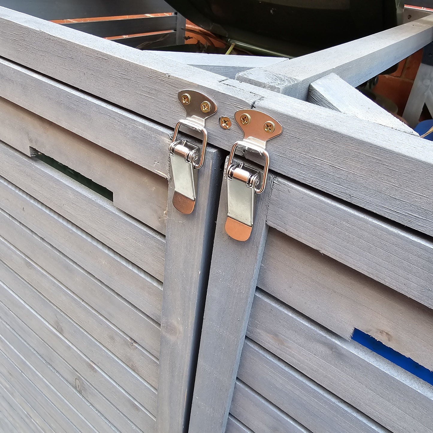 Factory Seconds 2.03m x 1.14m Large Grey Wooden Outdoor Garden Triple Wheelie Bin Store Storage for 3 Bins 