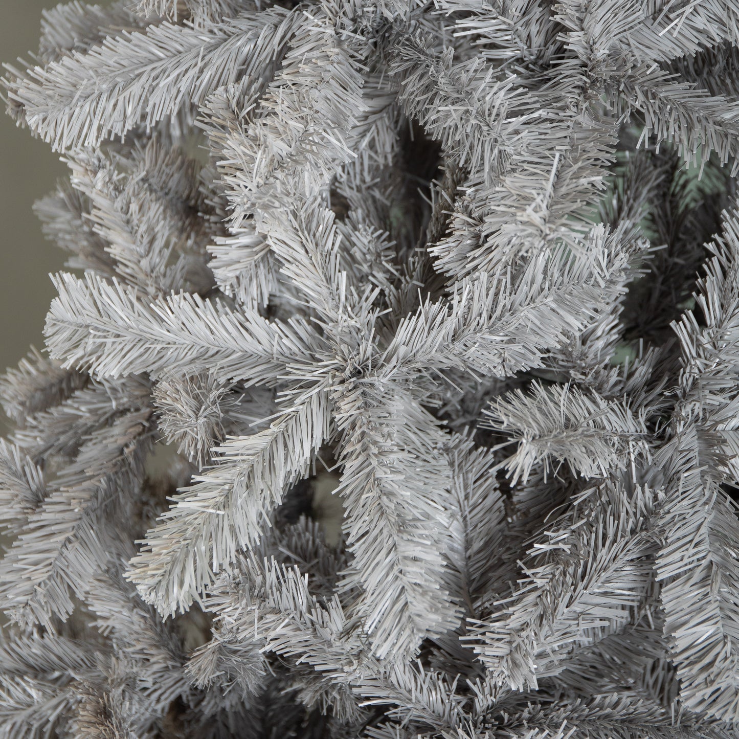 6ft (180cm) Colorado Grey Spruce Christmas Tree with Wrapped Branches & 483 Tips