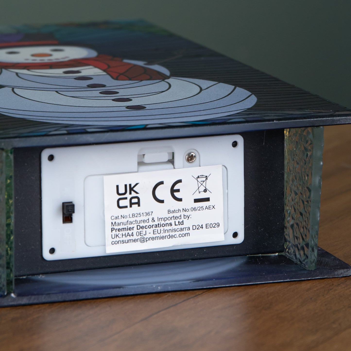 21cm Battery Operated Light up Double Sided Stained Glass Snowman Decoration with LEDs