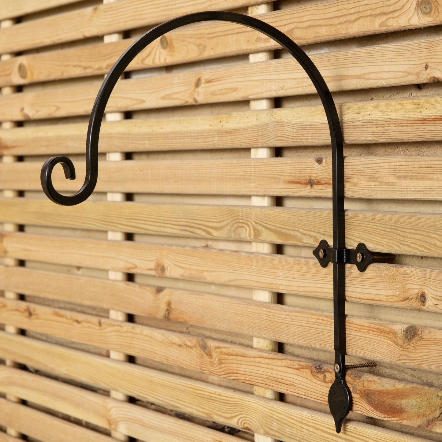 38cm Black Handcrafted Metal Garden Wall Bracket Hook for Hanging Baskets