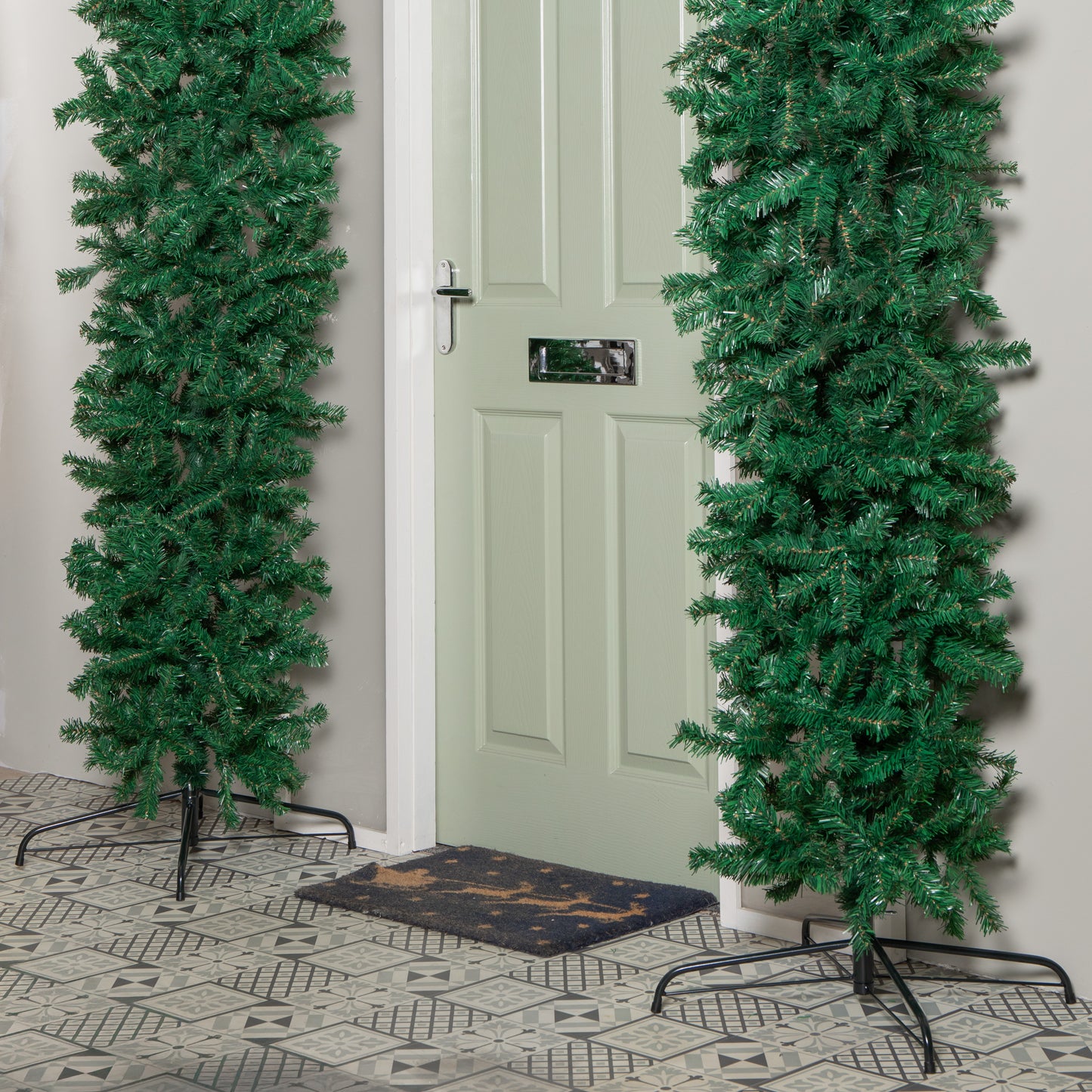 8ft (2.50m) Samuel Alexander Single Door Plain Green Christmas Tree Arch with 2000 Tips