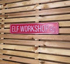 50cm Indoor Outdoor Red Metal Elf Workshop Rd Sign Hanging Christmas Decoration