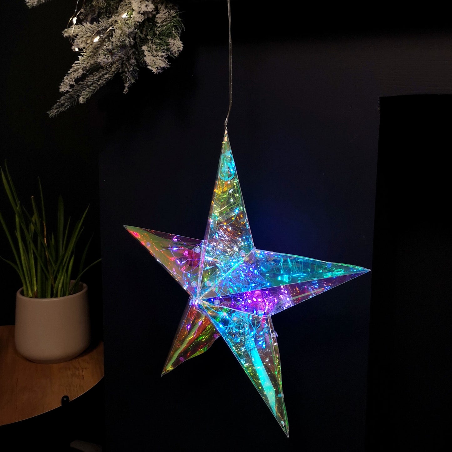 36cm Battery Operated Light up Hanging Christmas Dreamlight Star with 100 White LEDs