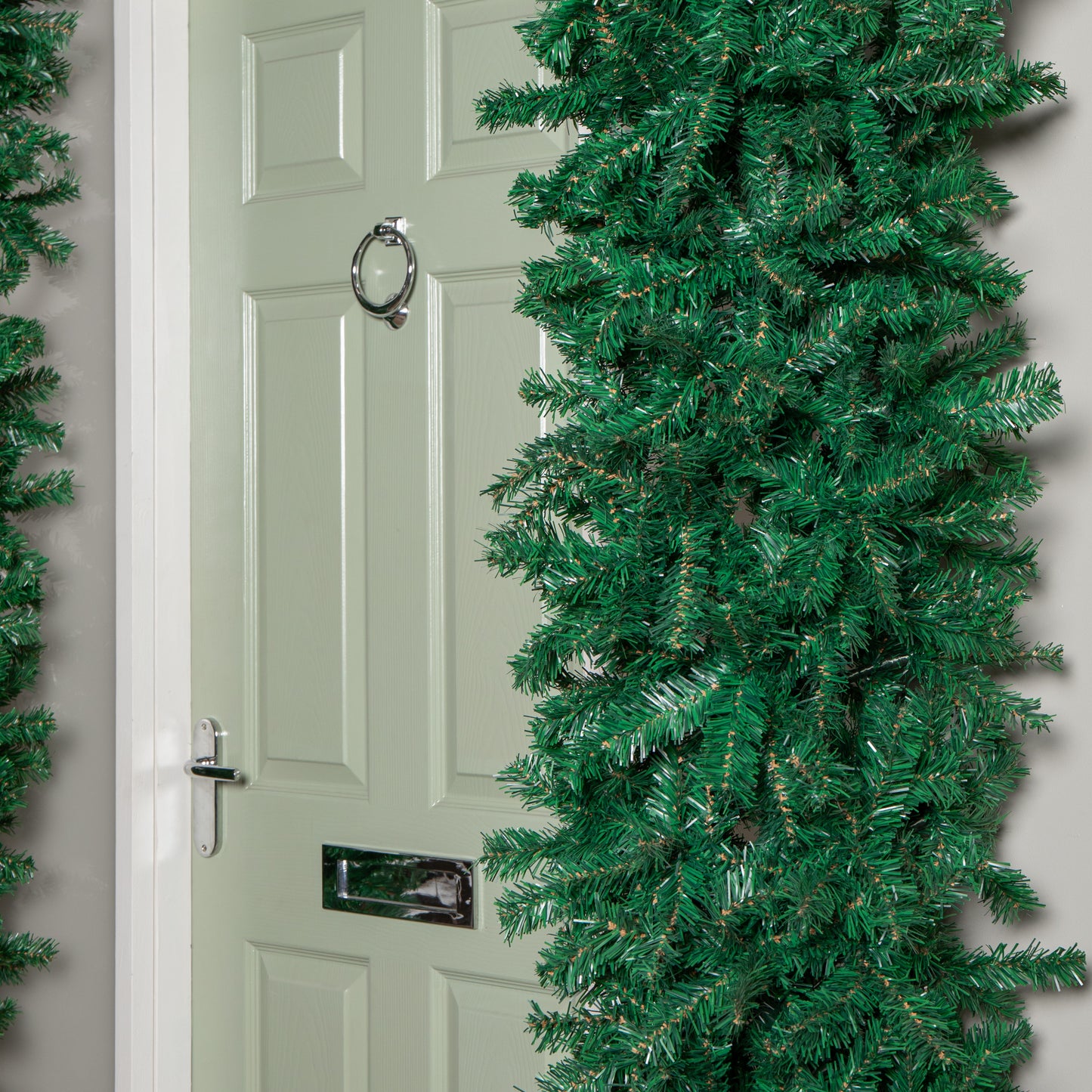 8ft (2.50m) Samuel Alexander Single Door Plain Green Christmas Tree Arch with 2000 Tips