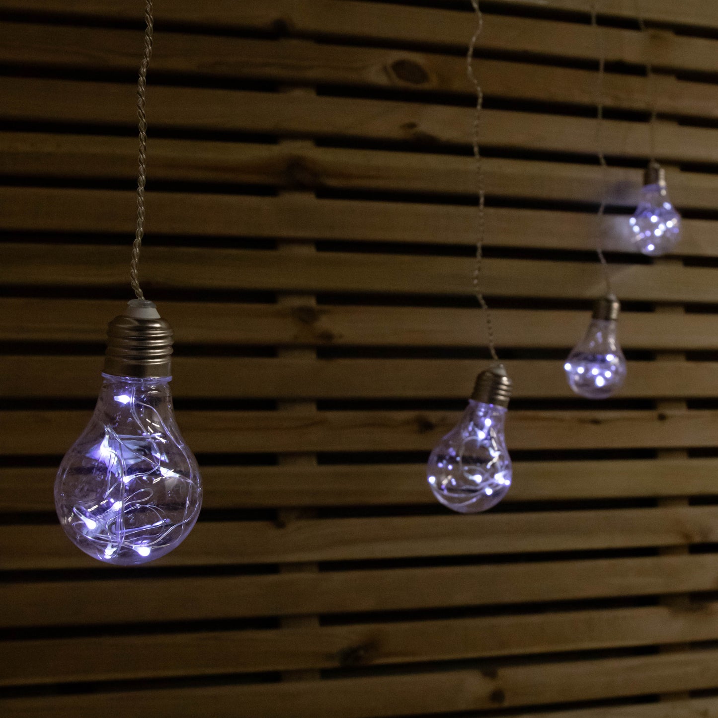 1.2m Set of 5 Battery Operated Light up Edison Style Bulbs with 40 Cool White LEDs