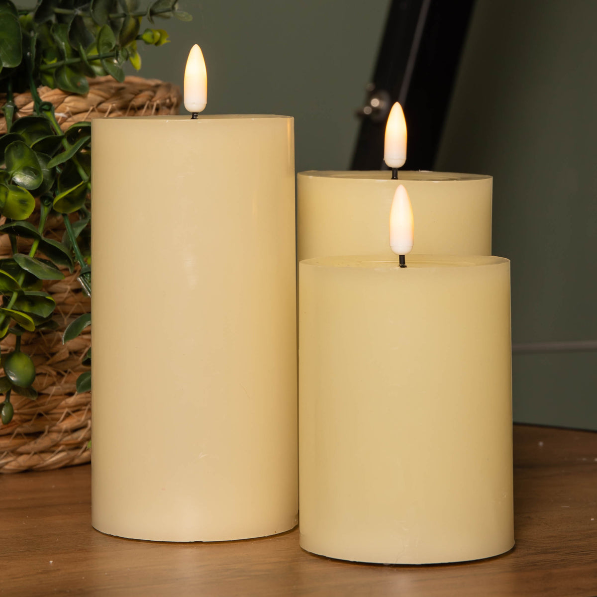 Set of 3 Cream Wax Melted Pool Effect Candles with Timer Function and Warm White LEDs